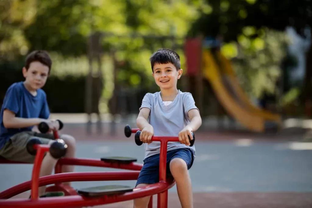 Manfaat playground melatih motorik anak